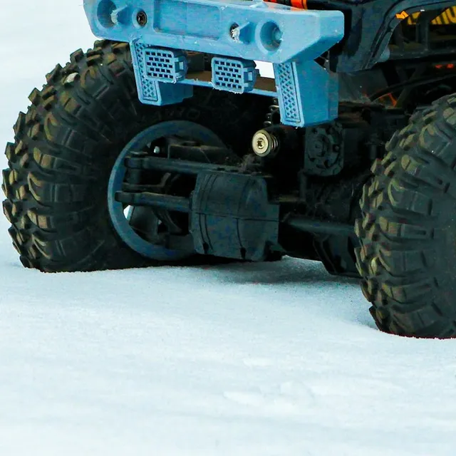 Bumper depan dan roda depan NTL Rock Crawler
